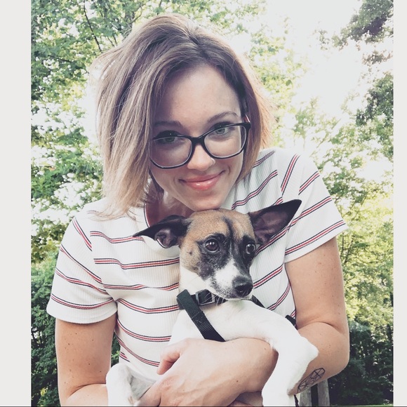 Meet your Posher, Joi - Picture 4 of 4